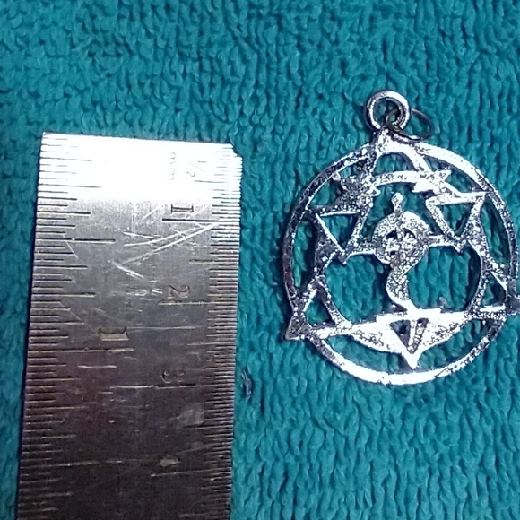 Silver Geometric Pendant no idea what it represents vintage - Picture 2 of 3